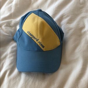 BRAND NEW Vineyard vines hat